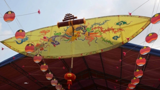 Chao liệng cánh diều khát vọng...!