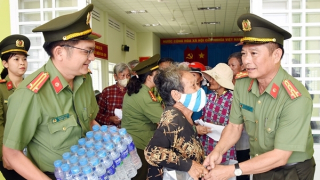 Cần giải pháp ứng phó lâu dài với hạn, mặn ở đồng bằng sông Cửu Long