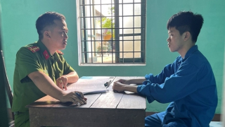 Lại dính "bẫy" lừa của kẻ giả danh cán bộ