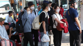 Vì sao hành khách không mặn mà với bến xe?