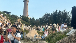 Du khách đến Phú Yên trong kỳ nghỉ lễ 30/4-1/5 tăng cao