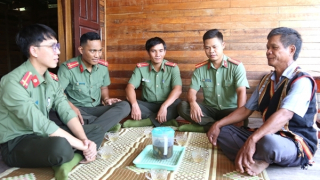 Thiếu tá an ninh bám làng, chuyển hoá địa bàn vùng cao