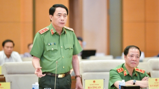 Bộ trưởng Bộ Công an quyết định áp dụng biện pháp cảnh vệ trong trường hợp cấp thiết là phù hợp