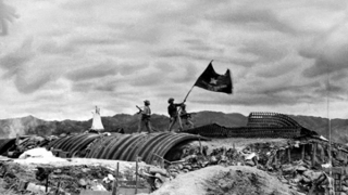 Sức mạnh của trí tuệ và lòng dân