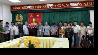 Khởi tố thêm 23 bị can trong vụ buôn lậu 200 triệu lít xăng