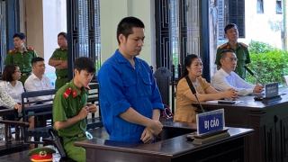 Kế toán trưởng "phù phép" để chiếm đoạt gần 5 tỷ đồng