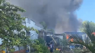 Hỏa hoạn khiến 5 căn nhà ở Cà Mau bị thiệt hại