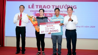 Agribank trao thưởng chương trình huy động tiết kiệm dự thưởng “Tết an khang – rước xế sang” cho khách hàng