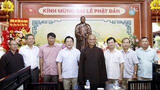 Thăm, chúc mừng Đại lễ Phật đản năm 2024