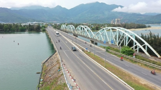 Xử lý công trình du lịch uy hiếp an toàn đường sắt Bắc Nam