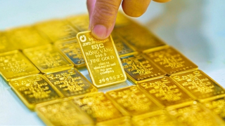 Thu hẹp chênh lệch giá vàng miếng SJC - vì sao vẫn mãi loay hoay?