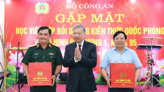 Bộ Công an gặp mặt học viên Lớp bồi dưỡng kiến thức Quốc phòng, An ninh