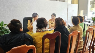 Thêm 4 phụ nữ nhảy múa giữa đường bị Công an mời làm việc