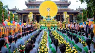 Thừa Thiên Huế tổ chức trọng thể Đại lễ Phật đản Phật lịch 2568
