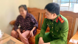 Ngăn chặn kịp thời cụ bà giấu chồng chuyển 300 triệu đồng cho “Công an”