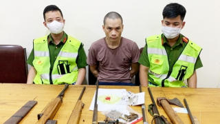 Bắt con nghiện chuyên “nhập khẩu” ma túy cùng nhiều vũ khí nóng