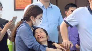 Nghẹn ngào nỗi đau của thân nhân 14 nạn nhân tử vong trong vụ cháy ở Cầu Giấy