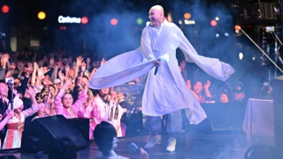 DJ “nhà sư” người Hàn Quốc gây tranh cãi