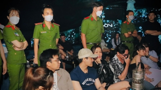 Nỗi đau đằng sau những giây phút “hưng phấn” (Kỳ 3)