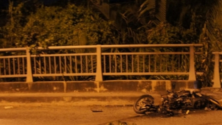 Tìm nhân chứng vụ nam thanh niên tử vong, xe máy bốc cháy trong đêm