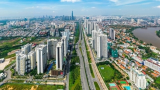 Quản lý quyền sử dụng đất, phát triển thị trường bất động sản ổn định và minh bạch