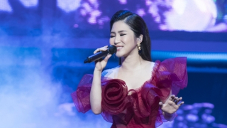 Ca sĩ Hương Tràm gửi đơn tố cáo người tung tin đồn “sang Mỹ sinh con”