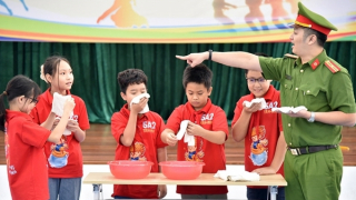 Chăm lo, bảo vệ trẻ em bằng những hành động thiết thực