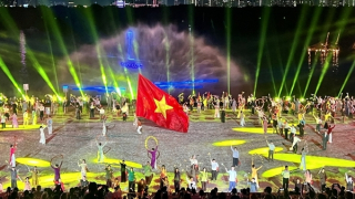 Sôi nổi các hoạt động tại Lễ hội sông nước TP Hồ Chí Minh