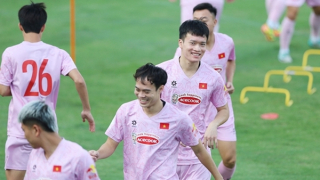 Tuyển Việt Nam và thông điệp từ đối thủ