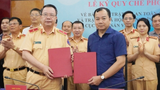 Ký kết bảo vệ trật tự giao thông, trật tự xã hội trong lĩnh vực thủy sản