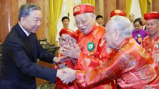 Chủ tịch nước Tô Lâm: Người cao tuổi luôn xứng danh là rường cột quốc gia