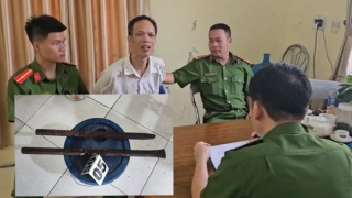 Con bị tâm thần dùng gậy sắt đánh bố mẹ tử vong