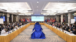 Việt Nam đề nghị các nước ưu tiên củng cố và phát huy vai trò của ASEAN+3, EAS và ARF với ASEAN