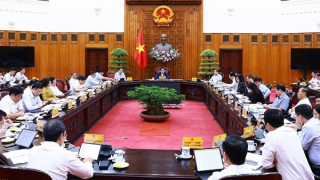 Phấn đấu tăng trưởng đạt cận trên, lạm phát ở cận dưới so với mục tiêu