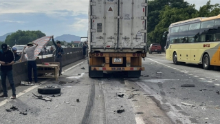 Truy tìm lái xe gây tai nạn khiến 3 người tử vong rồi bỏ trốn