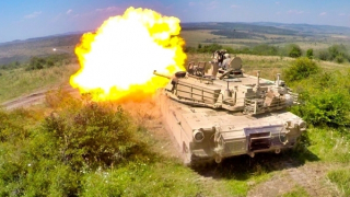 Tương lai chiến xa nhìn từ “nghĩa địa tăng” ở Ukraine