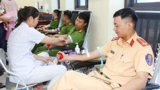 Công an tỉnh Bắc Ninh hiến 250 đơn vị máu vì đồng đội thân yêu