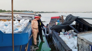 CSGT mật phục, bắt nhóm trộm cắp tài sản