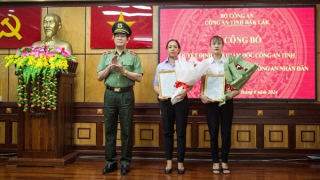 Vợ của 2 liệt sĩ Công an hy sinh trong vụ khủng bố ở Đắk Lắk được tuyển dụng vào ngành Công an