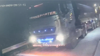 Xử phạt lái xe 17 triệu đồng vì đi ngược chiều trên cao tốc Nội Bài - Lào Cai