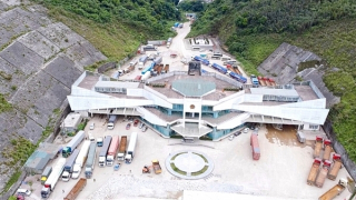 Cửa khẩu quốc tế Cầu Treo “vắng như chùa Bà Đanh”