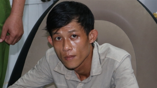 Con nghiện nhiều tiền án, tàng trữ ma túy cùng 2 khẩu súng