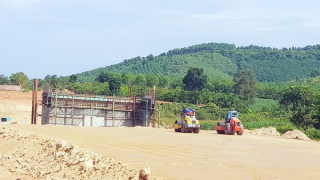 Tháo gỡ khó khăn đưa Dự án cao tốc Bắc-Nam hoàn thành đúng mốc quy định