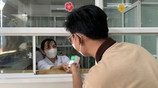 Sẽ cung ứng đủ thuốc ARV cho người điều trị HIV
