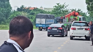 Người đàn ông tử vong trên xe ô tô đang nổ máy