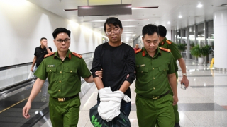 Trốn truy nã sang Thái Lan vẫn điều hành sản xuất, mua bán trái phép chất ma túy ở Việt Nam