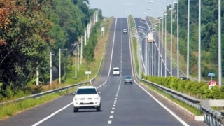 Có thể kéo dài thời gian thu phí Dự án đường cao tốc Bắc - Nam phía Tây