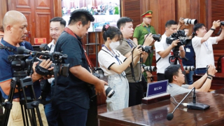 Chuyện tác nghiệp ở phiên tòa xét xử “đại án” Vạn Thịnh Phát