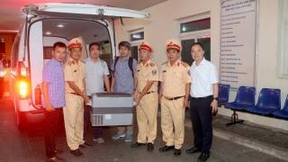 CSGT kịp thời hỗ trợ chuyển tạng trong đêm để ghép thận cho 2 bệnh nhân