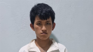 Đối tượng bán lẻ ma tuý đâm trọng thương hai cán bộ Công an